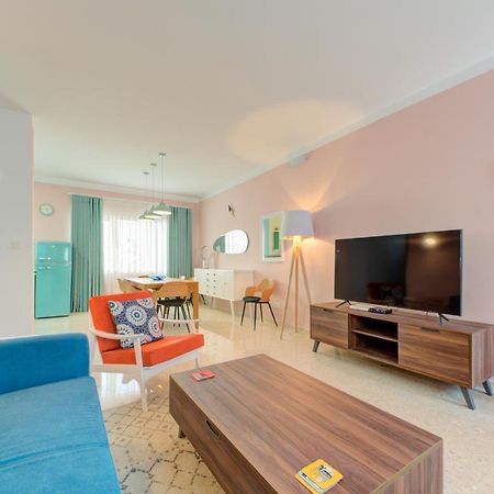 Colorful & Spacious Home With Yard - Close To Xemxija Bay St. Paul's Bay Exterior photo